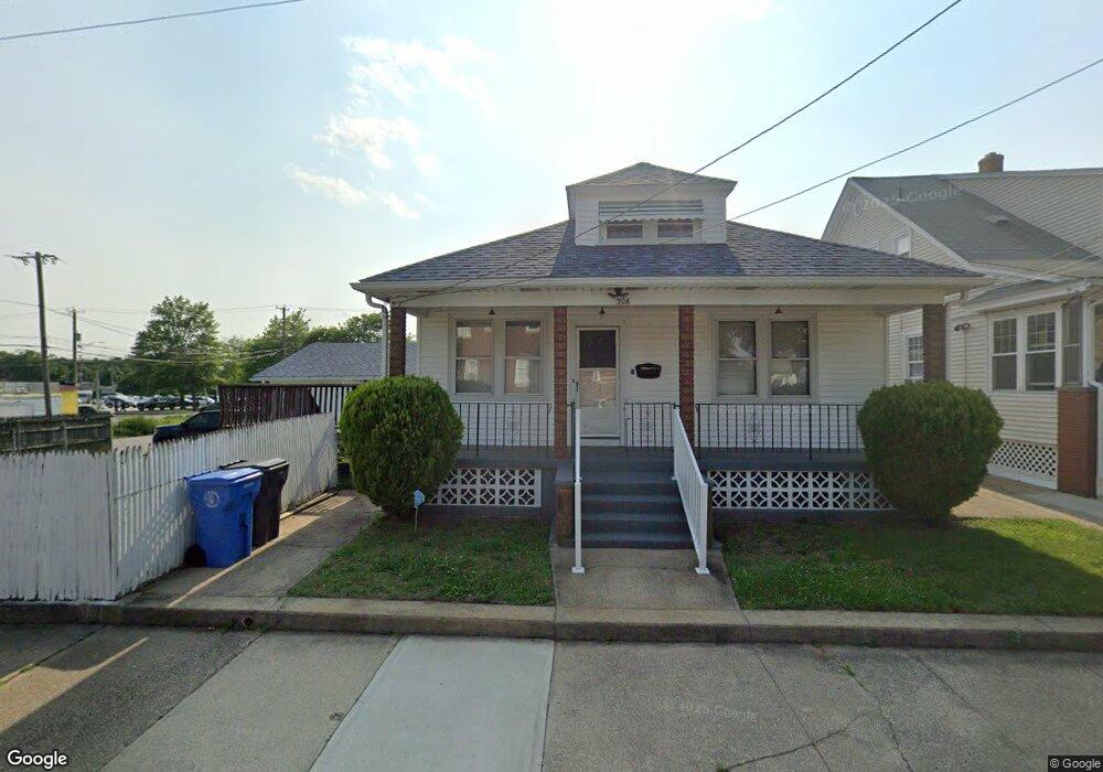 206 Flint Ave, Cranston, RI 02910 - photo 1