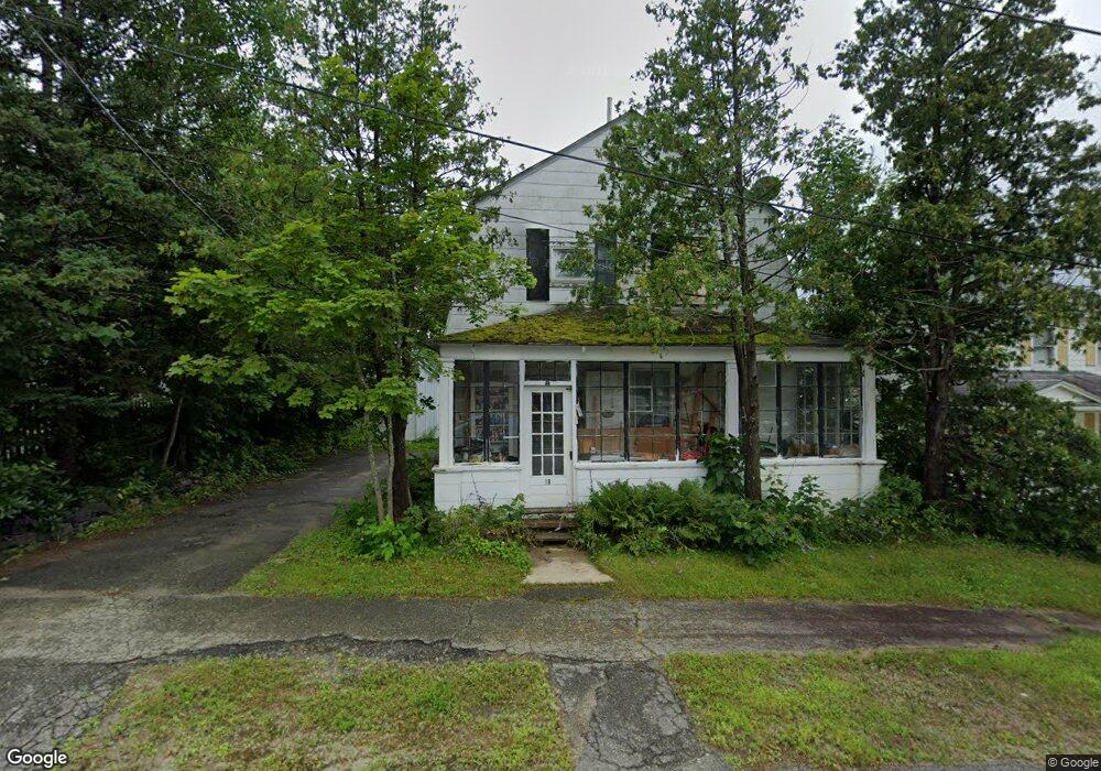18 Hill St, Millinocket, ME 04462 - photo 1