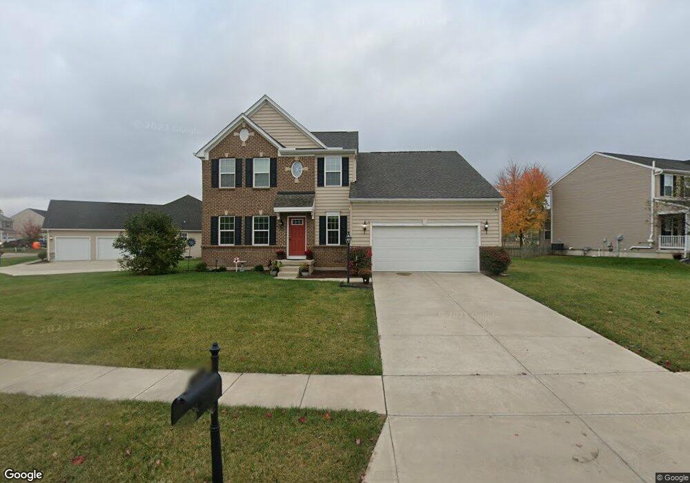 1977 Daffodil Dr, Xenia, OH 45385 - photo 1