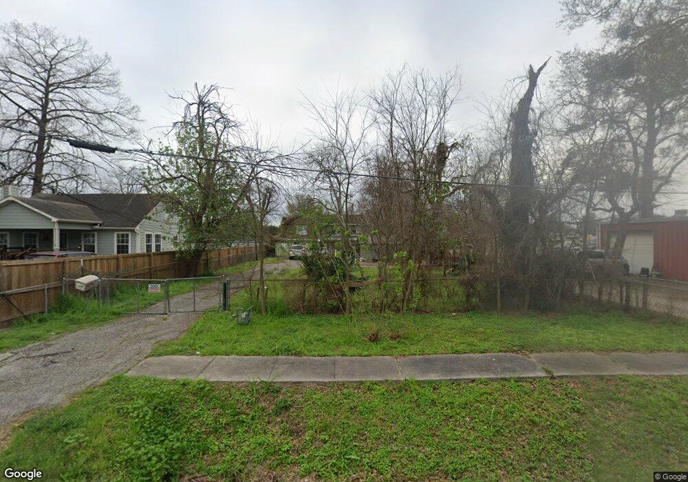 610 Caperton St, Houston, TX 77022 - photo 1