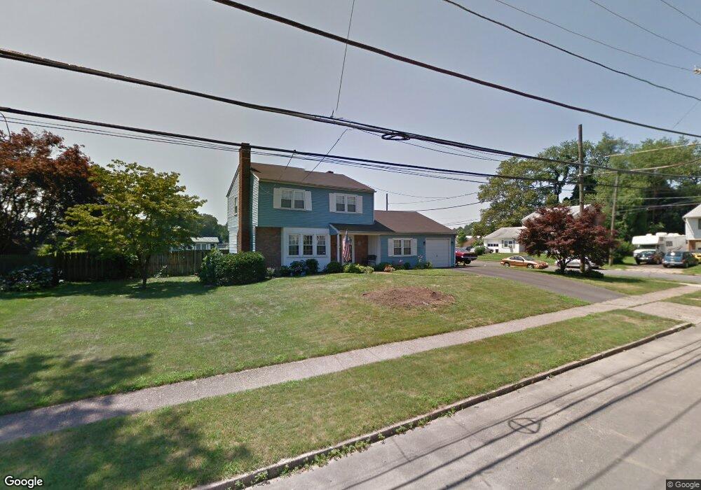 67 Winding Way W, Morrisville, PA 19067 - photo 1