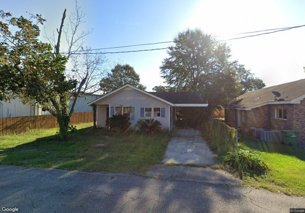 110 Magnolia St, Picayune, MS 39466 - photo 1
