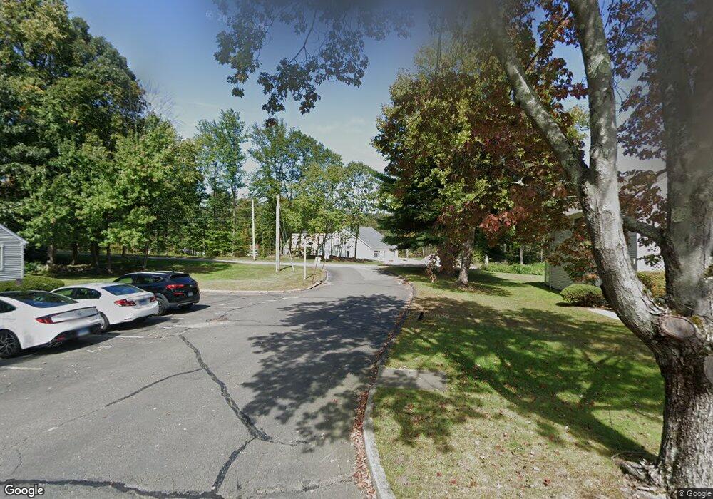 35 Nutmeg Rd unit C2, Middlebury, CT 06762 - photo 1