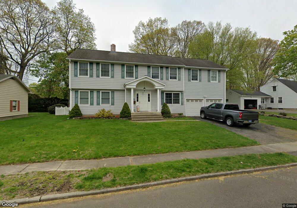 85 Flora Dr, Stratford, CT 06614 - photo 1