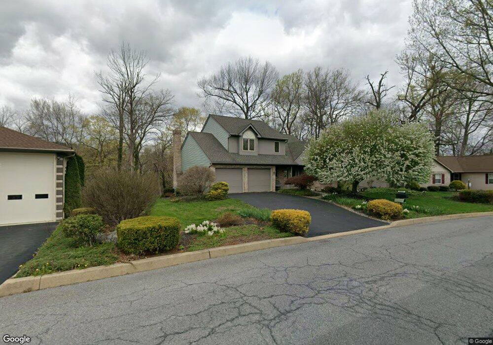 1037 Riverview Dr, Reading, PA 19605 - photo 1