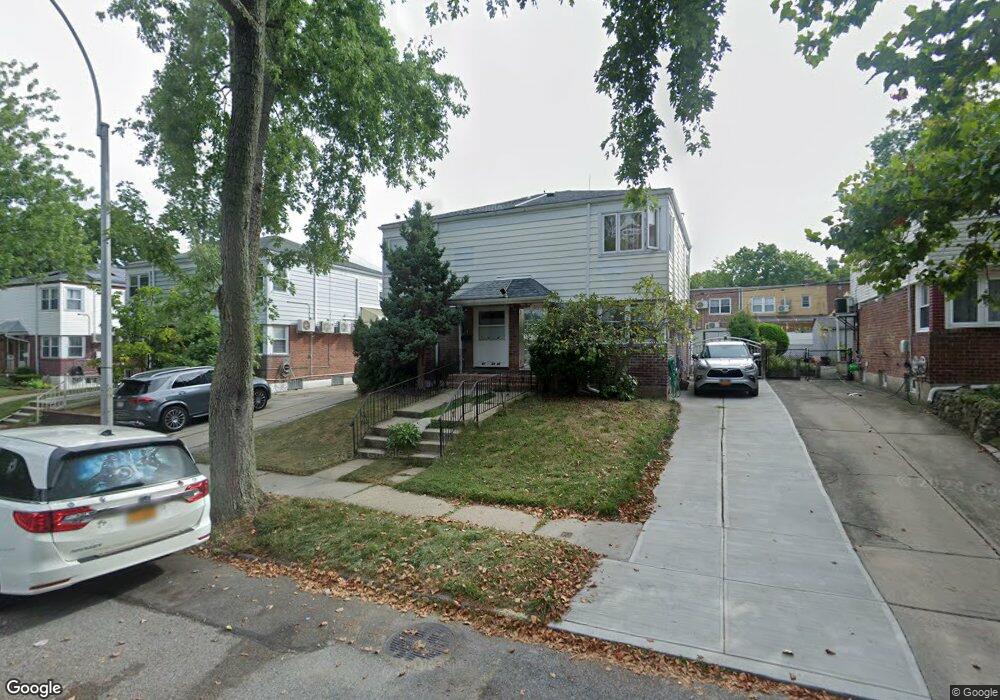 6735 197th St, Fresh Meadows, NY 11365 - photo 1