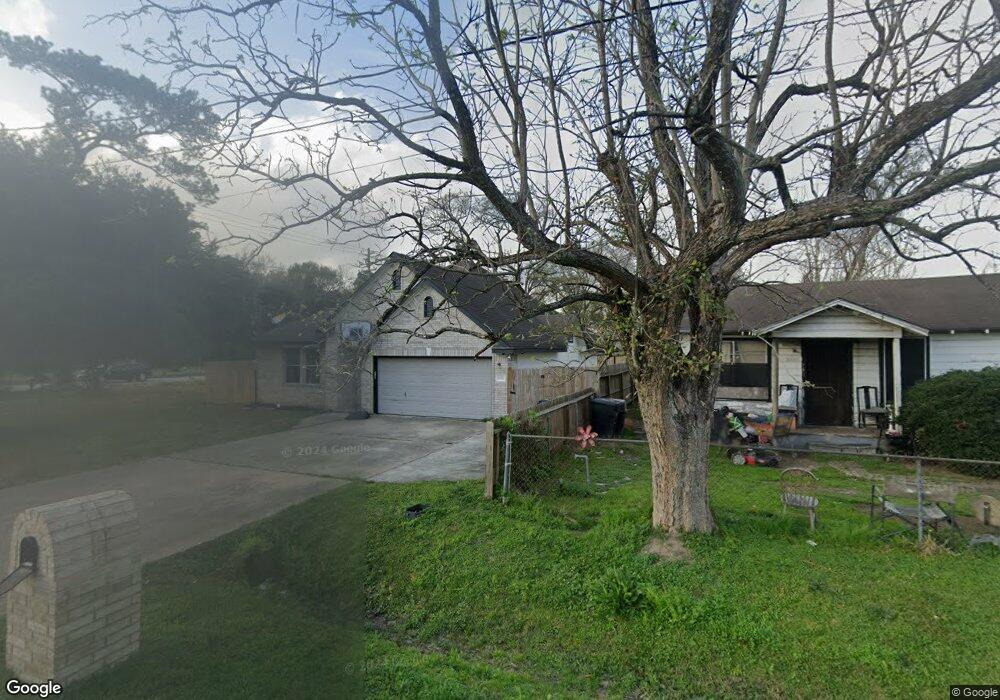 1090 Marjorie St, Houston, TX 77088 - photo 1