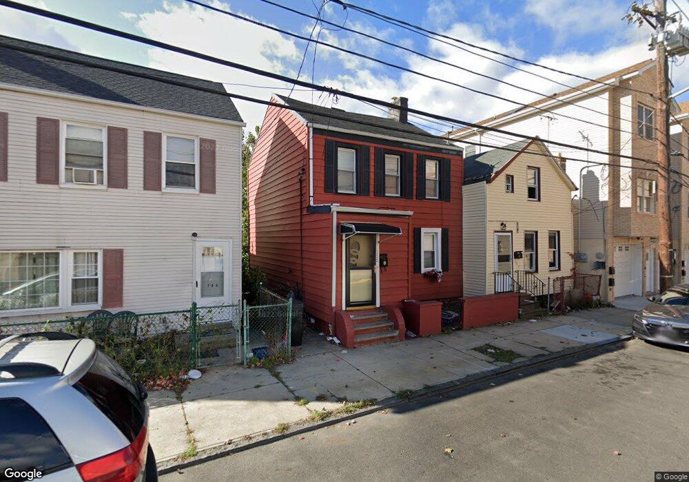 155 Laidlaw Ave unit 2, Jersey City, NJ 07306 - photo 1