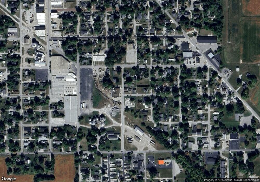 301 E 8th St, Sheridan, IN 46069 - photo 1