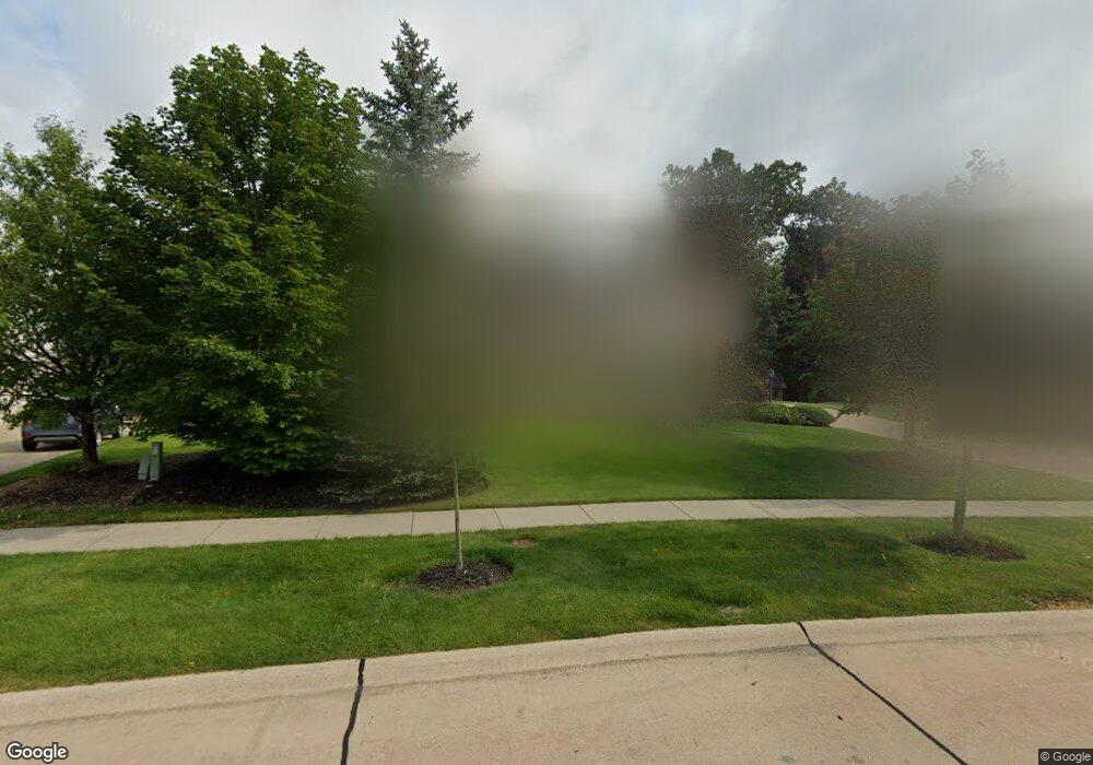 1050 W Parkway Blvd, Aurora, OH 44202 - photo 1