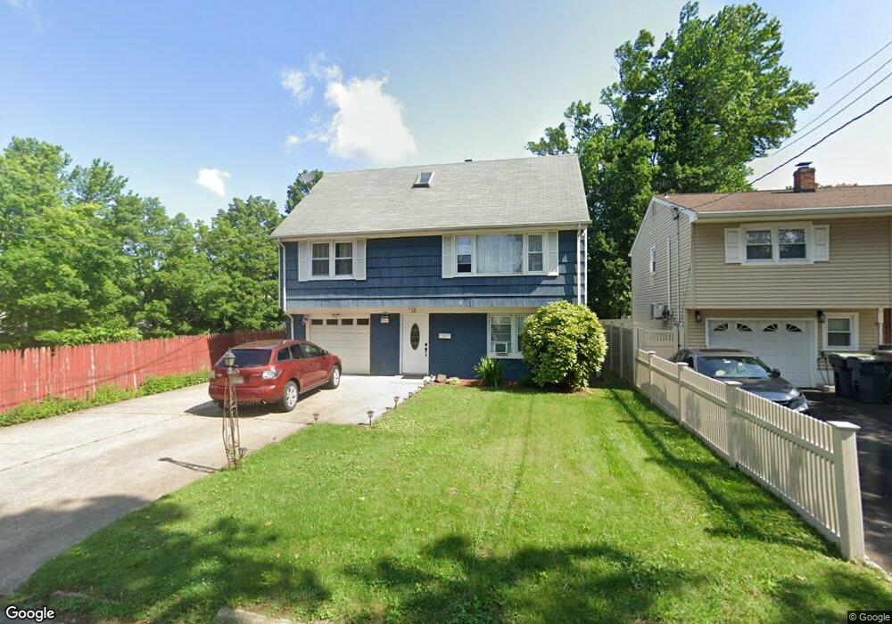 15 New Jersey Ave, Bergenfield, NJ 07621 For Rent