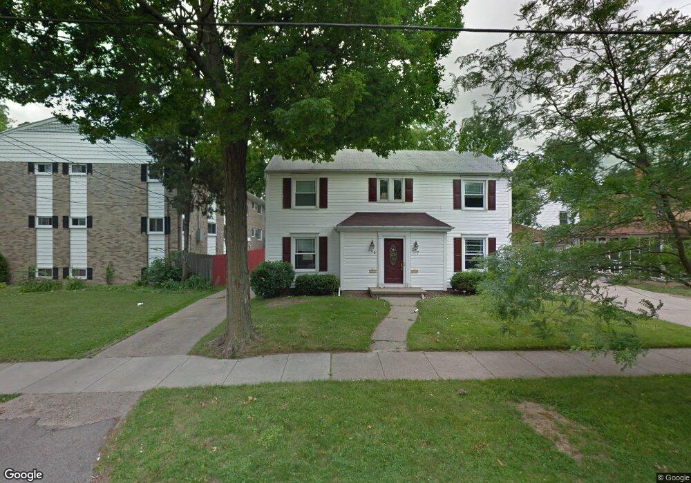 325 N Butler Blvd, Lansing, MI 48915 - photo 1