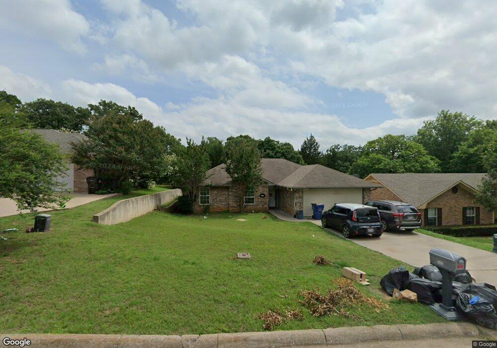 404 E Burrell St, Denison, TX 75021 - photo 1