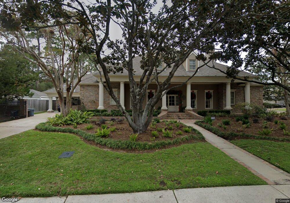 10102 Cedar Creek Dr, Houston, TX 77042 - photo 1