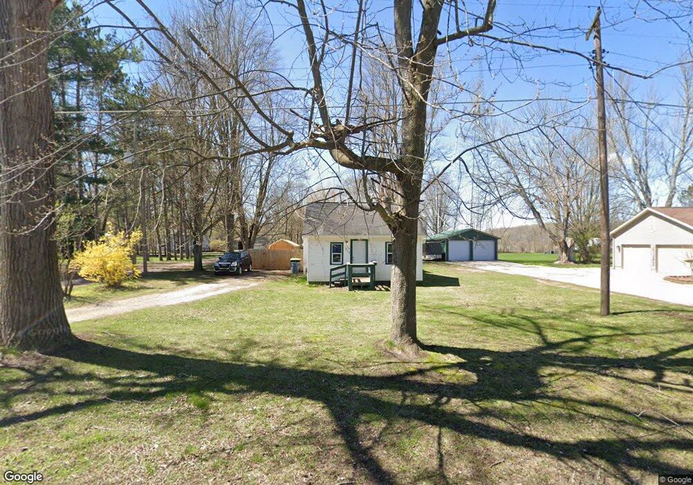 1205 Sandow Rd, Midland, MI 48640 - photo 1