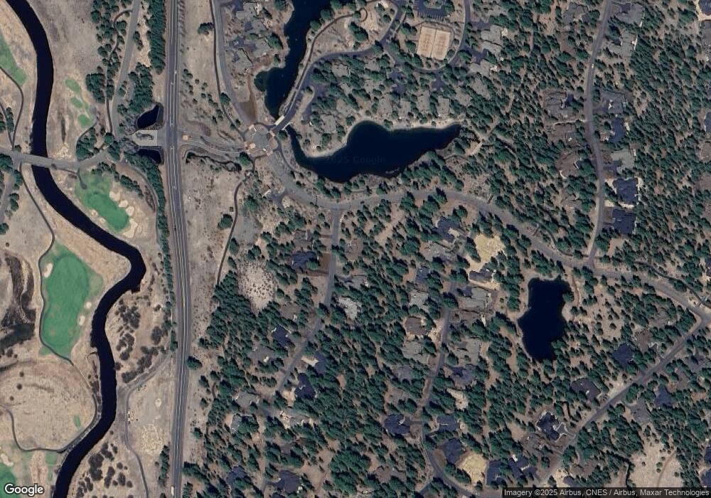 56438 Trailmere Cir, Bend, OR 97707 - photo 1