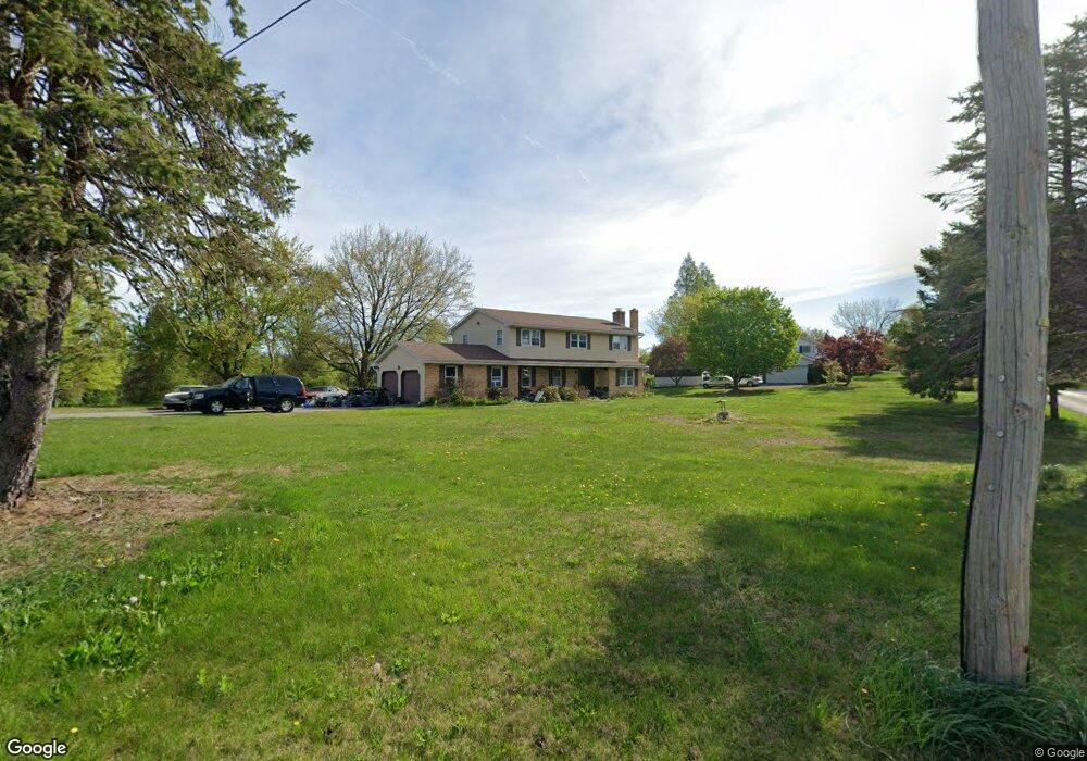 202 Donne Rd, Hamburg, PA 19526 - photo 1