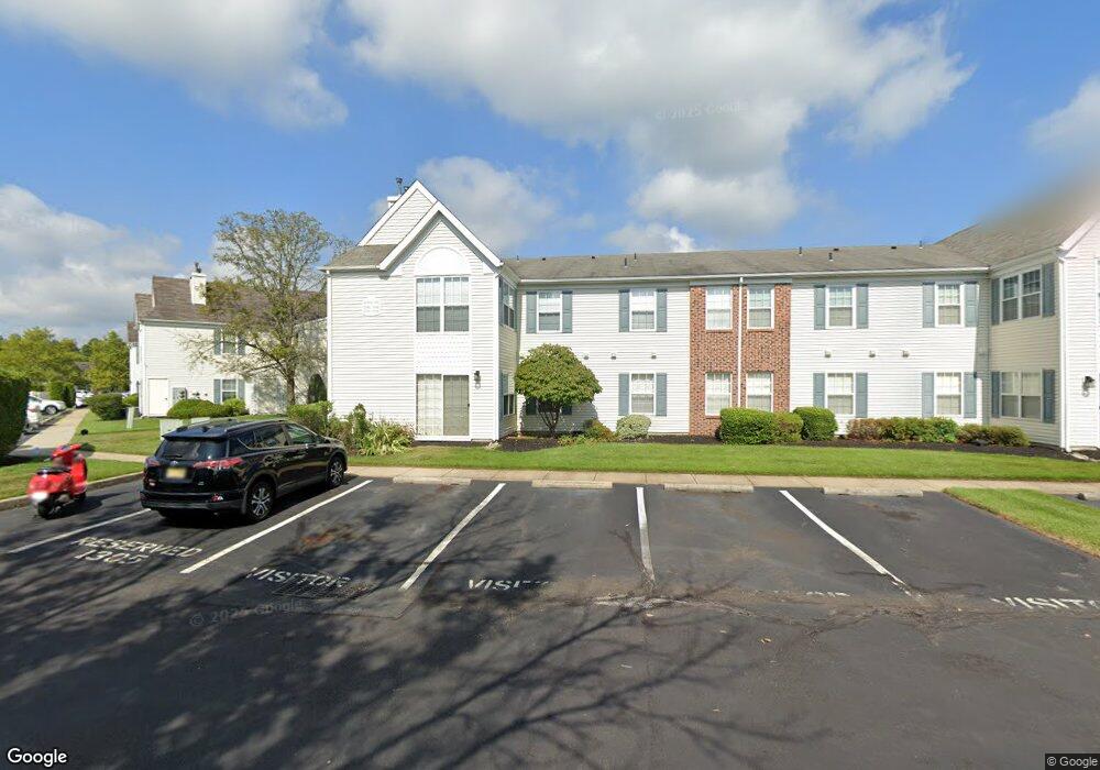 1302 Ginger Dr unit 1302-B, Mount Laurel Township, NJ 08054 - photo 1