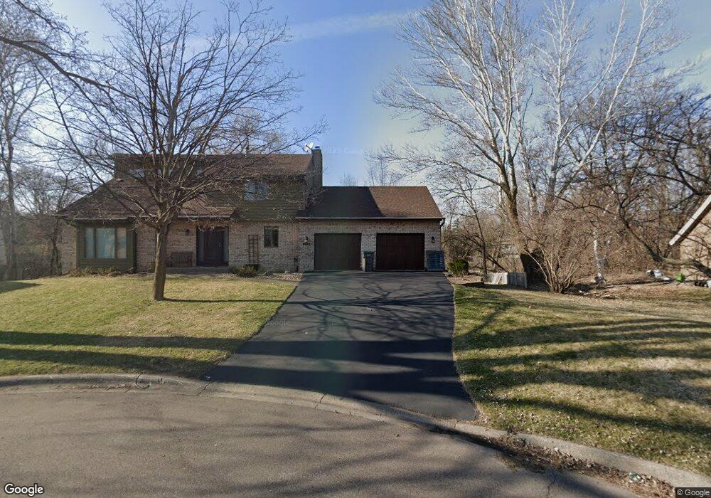 6101 Baney Ct, Minnetonka, MN 55345 - photo 1