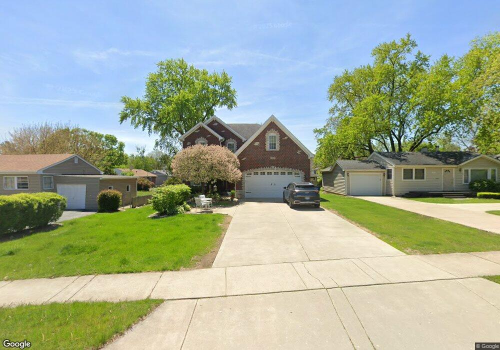 1410 Manchester Rd, Wheaton, IL 60187 - photo 1