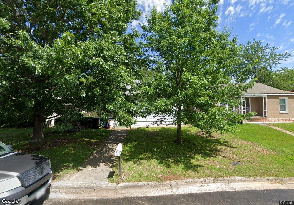 1421 W Sears St, Denison, TX 75020 - photo 1