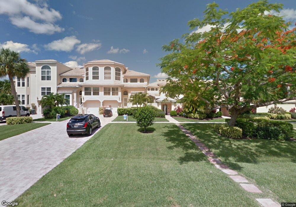 1118 6th St S unit 8, Naples, FL 34102 - photo 1