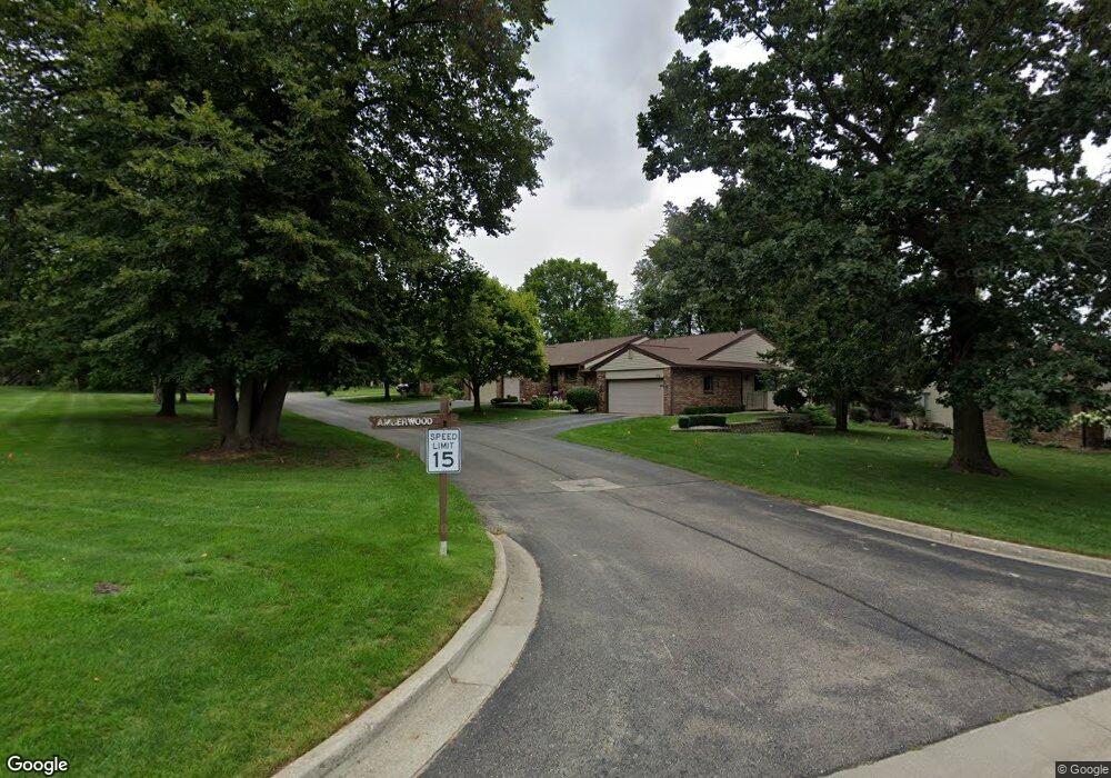 584 Pinespar Dr SW, Byron Center, MI 49315 - photo 1