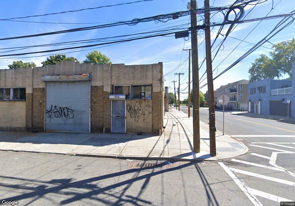 702 S 12th St unit 702, Newark, NJ 07103 - photo 1