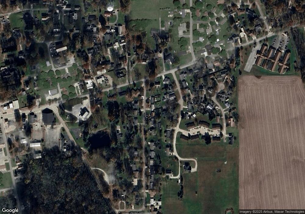 220 Elm Dr, Covington, IN 47932 - photo 1