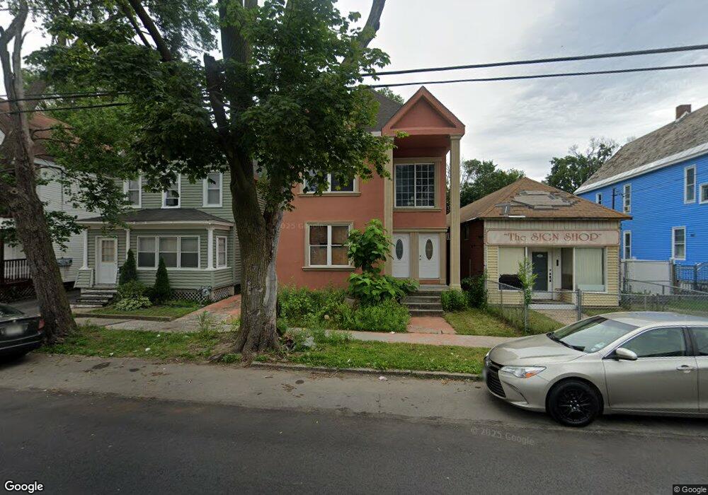 933 Albany St, Schenectady, NY 12307 - photo 1