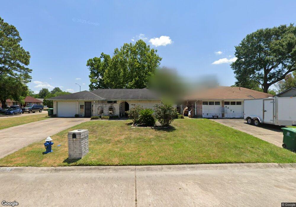 8830 Creeping Vine Ln, Houston, TX 77088 - photo 1