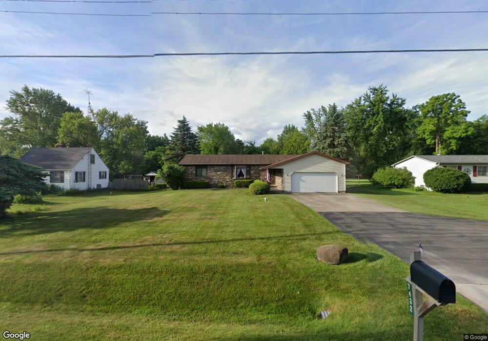7432 E Coldwater Rd, Davison, MI 48423 - photo 1