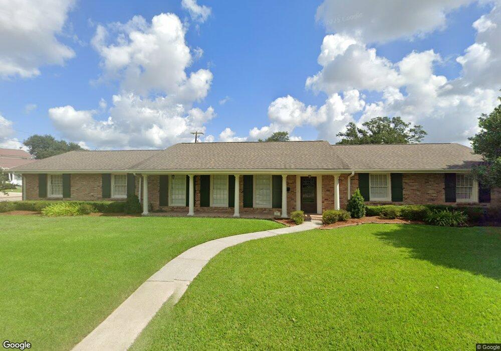 401 Glendale Ave, Houma, LA 70360 - photo 1