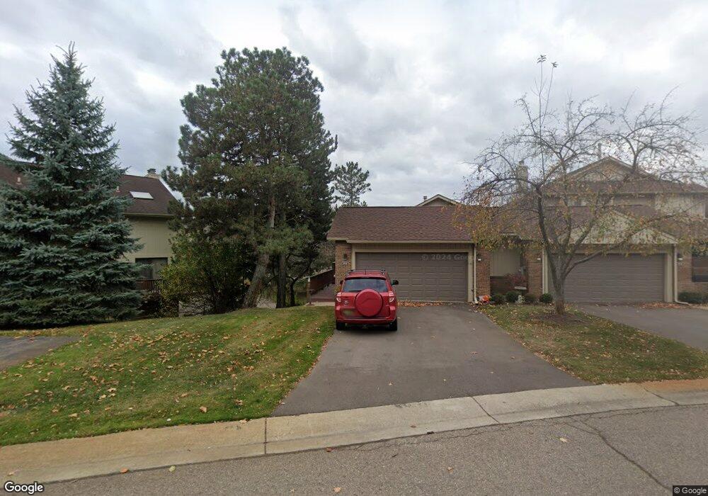 5578 Walnut Cir E unit 10-Bldg3, West Bloomfield, MI 48322 - photo 1