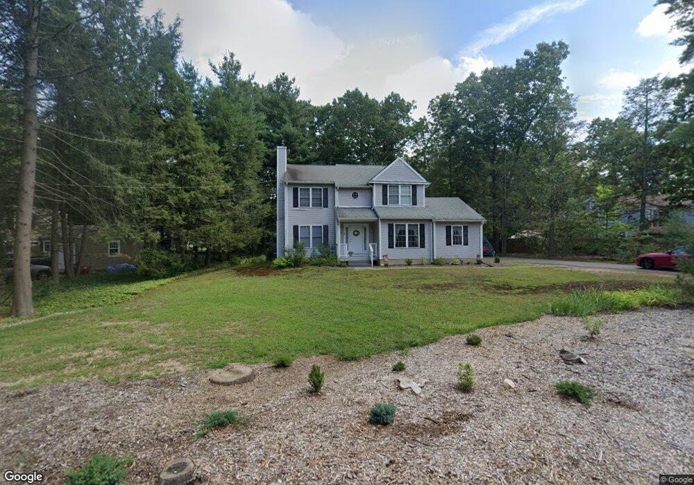 39 Woodside Cir, Simsbury, CT 06070 - photo 1