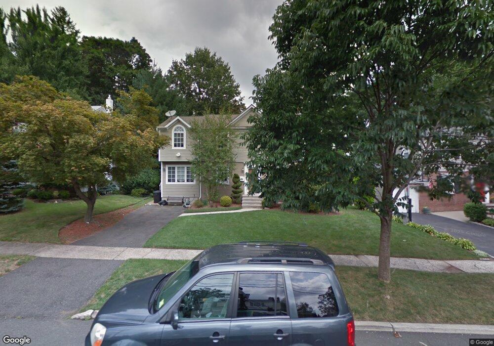 172 Concord Dr, River Edge, NJ 07661 - photo 1