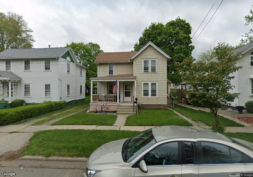 823 E Maple Ave, Adrian, MI 49221 - photo 1