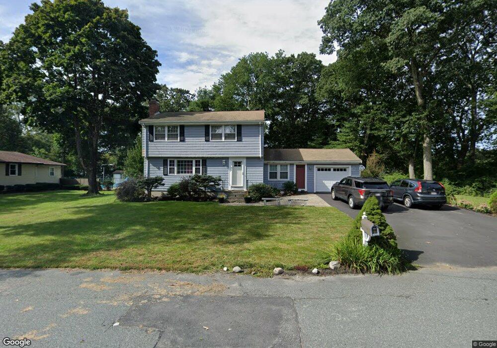 330 Marked Tree Rd, Holliston, MA 01746 - photo 1