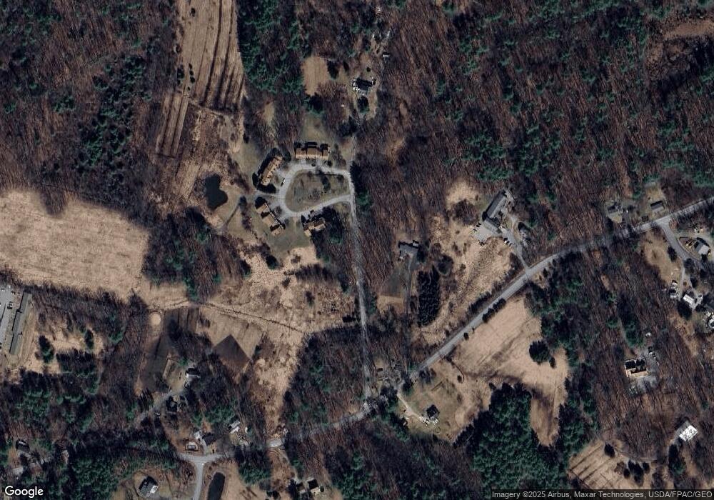 A1 Wade Farm unit 1A, Newmarket, NH 03857 - photo 1