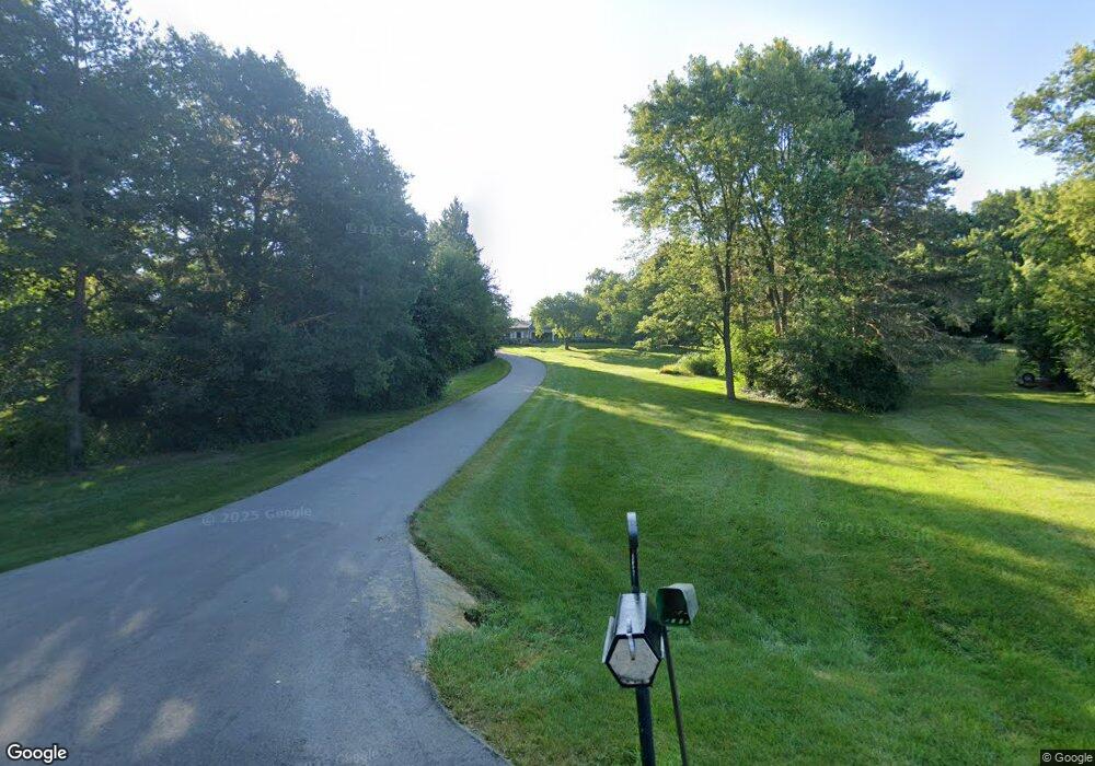 W315S754 Hidden Hollow, Delafield, WI 53018 - photo 1