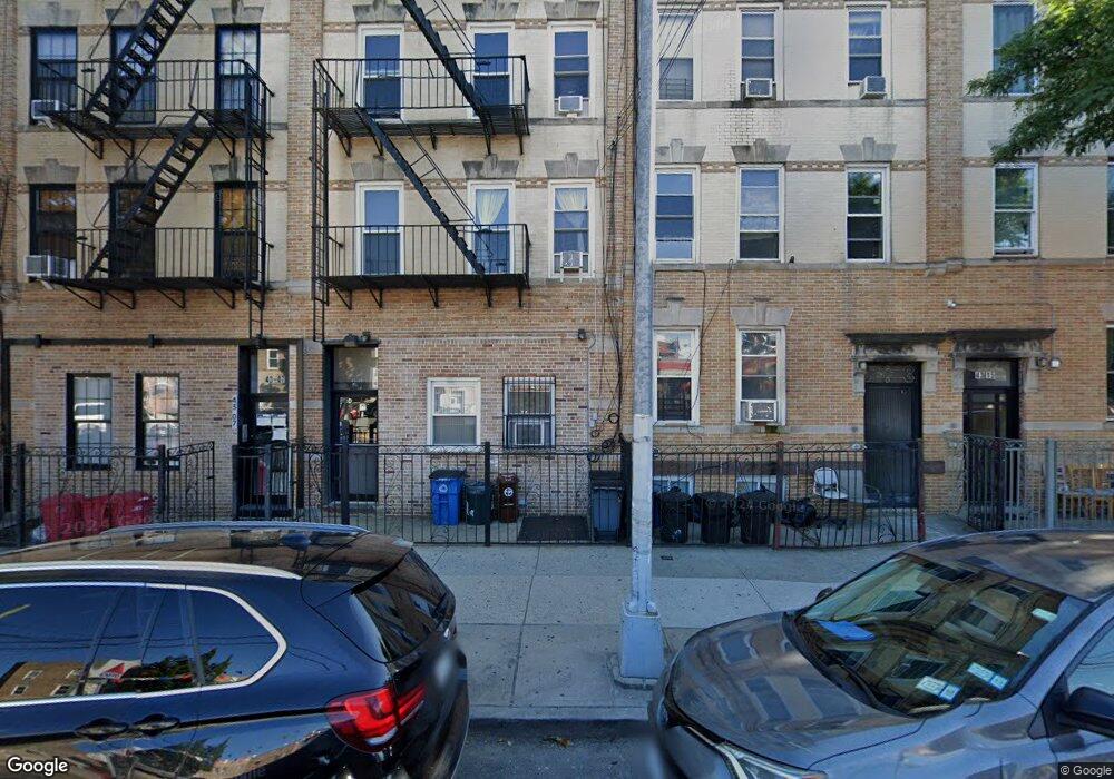 43-09 31st Ave unit 2R, Astoria, NY 11103 - photo 1