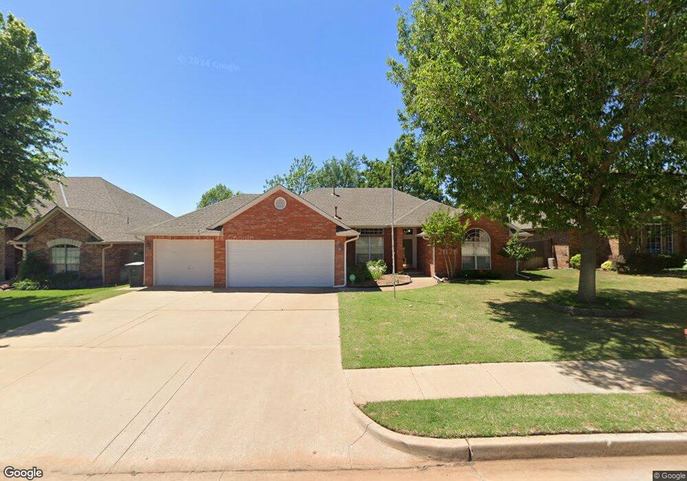 1725 Natchez Rd, Edmond, OK 73012 - photo 1