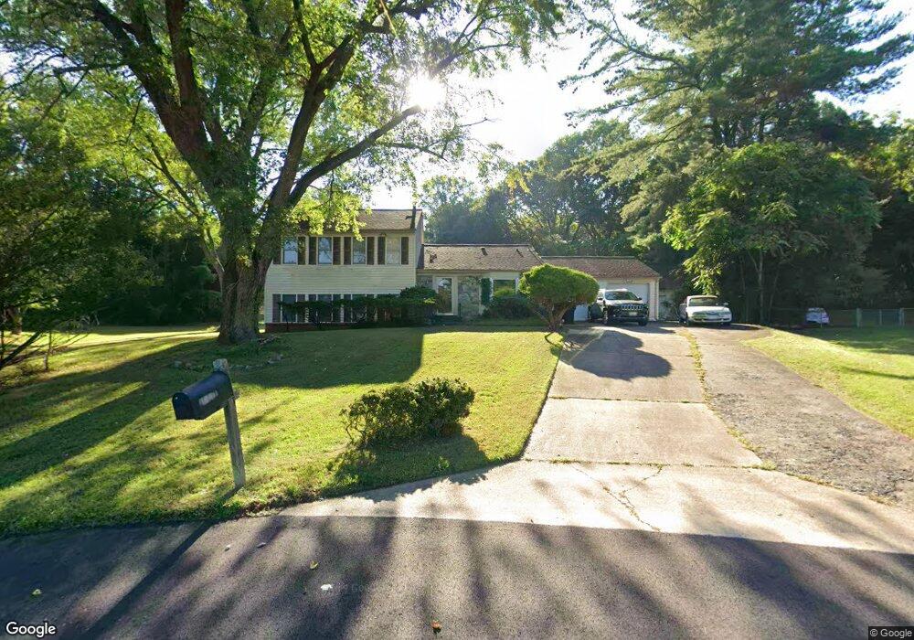 1801 Queensguard Rd, Silver Spring, MD 20906 - photo 1