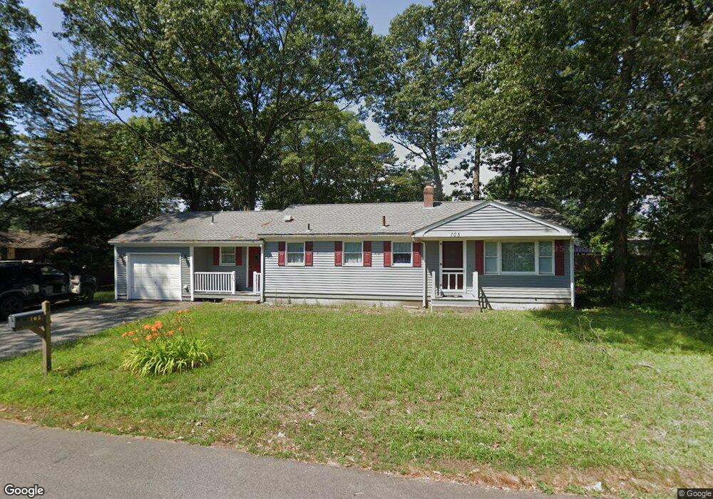 105 Tampa Ave, Warwick, RI 02889 - photo 1