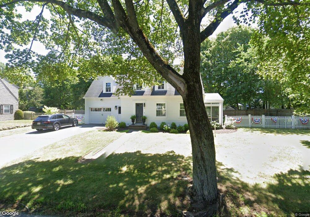 3 W Shore Dr, Marblehead, MA 01945 - photo 1