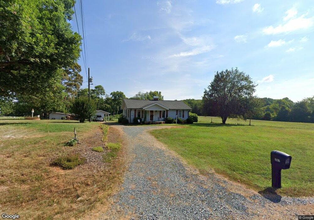 2087 Nc Highway 42 S, Asheboro, NC 27205 - photo 1