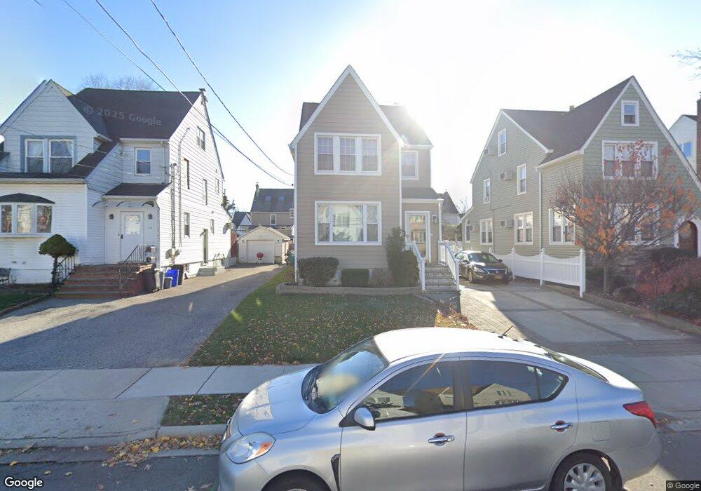 146 Munro Blvd, Valley Stream, NY 11581 - photo 1