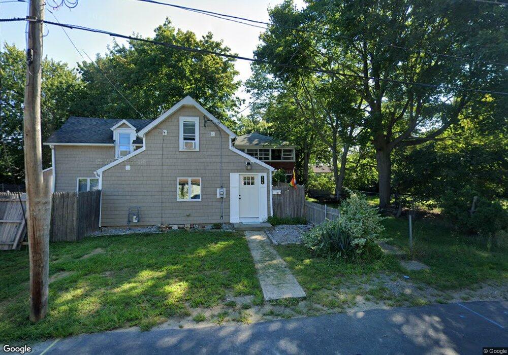 126 Providence Ave, Riverside, RI 02915 - photo 1