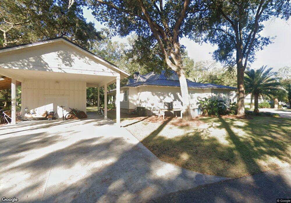 302 Vassar Point Dr, Saint Simons Island, GA 31522 - photo 1