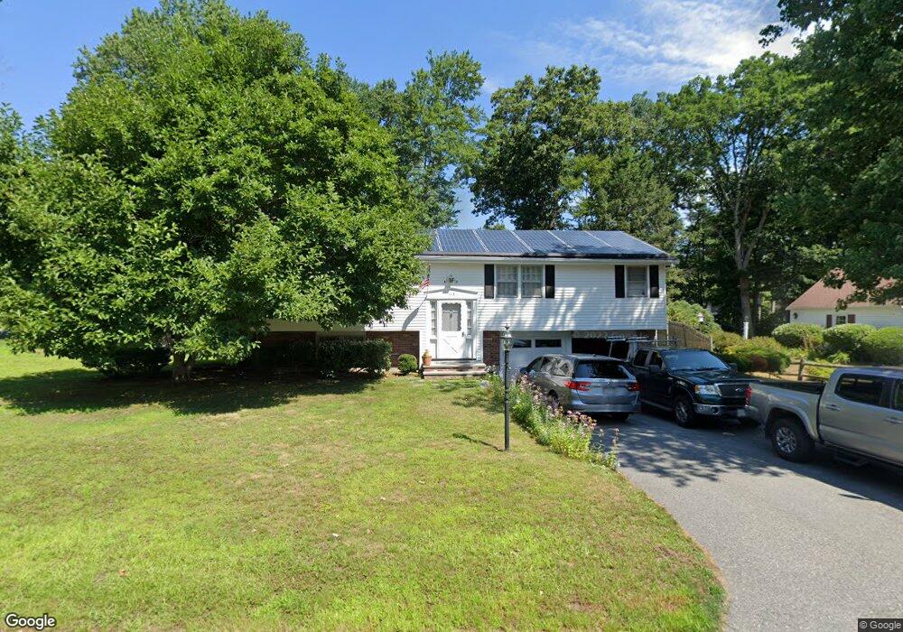 113 Stagecoach Rd, Holliston, MA 01746 - photo 1